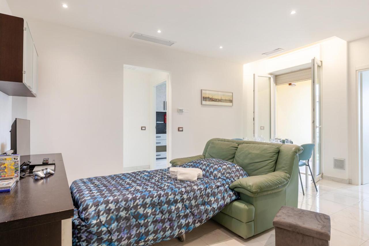 Seaside Flat With Swimming Pool And Private Parking Daire Calambrone Dış mekan fotoğraf